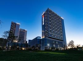 烟台凤凰大厦建国饭店，位于烟台的酒店