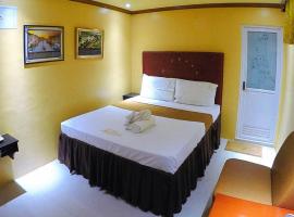 RedDoorz Plus @ Taj Hotel Tuguegarao，位于土格加劳的酒店