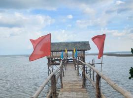 Bamboo House，位于罗哈斯的酒店