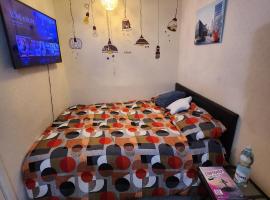 Private Room，位于Amley的酒店
