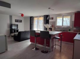 Appartement 64m2，位于昂贝略昂比热的酒店