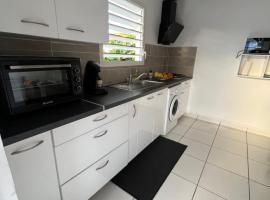 L’Eucalyptus，位于圣罗斯的酒店