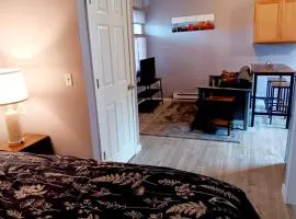 3-Min Walk Ferry, Free Wi-Fi,Free Spacious Parking