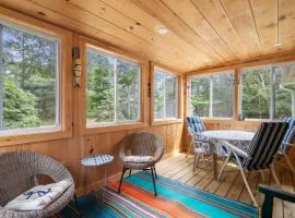 Sun Room Beaches and Dog Welcome