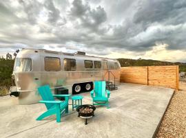 Airstream Legacy，位于奥德维尔的露营地