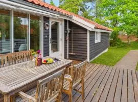 3 Bedroom Stunning Home In Nexø