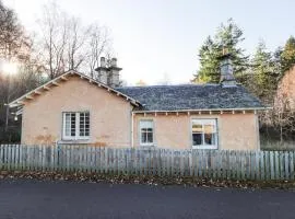 Cormack Lodge - Brodie Castle