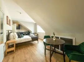 The Willow - Studio 14