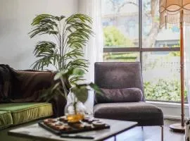 Low Maintenance Living in Perfect BoxHill Location