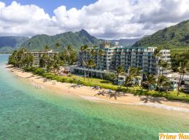 Pats at Punalu'u - Beachfront Condo 1，位于Hauula的酒店