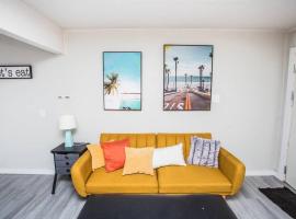 806 Oasis at Ave U! 1Bedroom and 1Bath，位于拉伯克的酒店