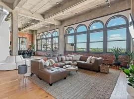 STL CITY Penthouse