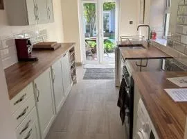 Beautiful, cosy, comfortable Marden!