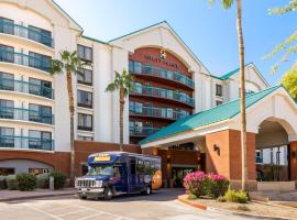 坦佩凤凰机场凯悦嘉轩酒店，位于坦培的酒店