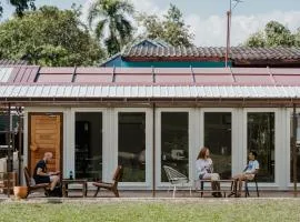 The Yard Hostel Chiang Mai，位于清迈的青旅
