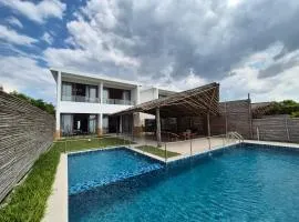 Perfect Beach Villa In Bagamoyo