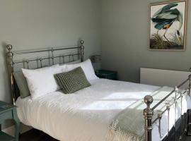 Cotswold Retreat，位于安多弗斯福德的高尔夫酒店