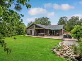 Pet Friendly Home In Vordingborg，位于沃尔丁堡的酒店