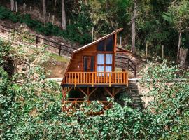Glamping La Kumbre T con vista a las montañas，位于Gama的酒店