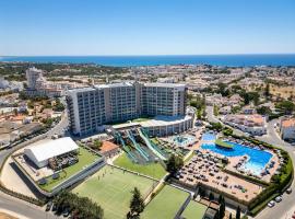 Jupiter Albufeira Hotel - Family & Fun - All Inclusive 24h，位于阿尔布费拉的酒店