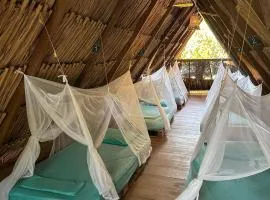 La Aldea Hostel, Camping y Hamacas