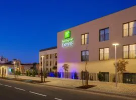 Holiday Inn Express Évora, an IHG Hotel