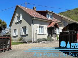 Aux Portes Du Parc，位于克吕特的酒店