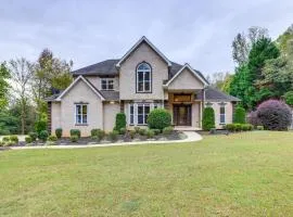 Spacious Stockbridge Manor: Pool Table, 2 Kitchens