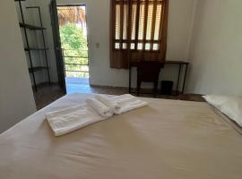 Casa Nayeeche, Hospedaje & Dive Center，位于马祖特的酒店