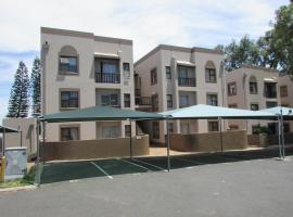 Serengeti Self Catering Units，位于贝尔维尔的酒店