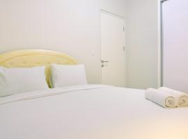 Clean 2BR Apartment at 12th Floor Springlake Summarecon Bekasi By Travelio，位于贝克西的酒店