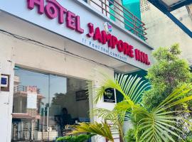 Hotel Jampore Inn，位于达曼的酒店