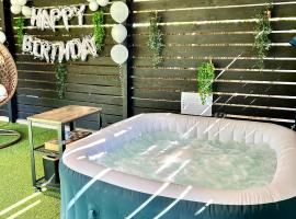 TT Relax - Private Jakuzzi - Hajdúszoboszló，位于豪伊杜索博斯洛的酒店