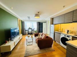 Shanghai Lerongju Boutique Apartment Metro Line 8 20meter，位于上海的酒店