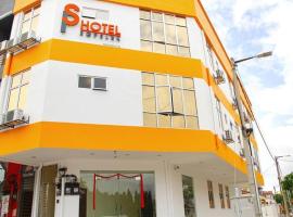 Sg Pelek Hotel，位于Sungai Pelik的酒店