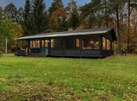 Cozy Summer House Near The Beach And Nature