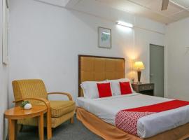 OYO 89922 The Sarina Hotel & Cafe，位于Jeli的酒店
