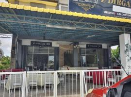 OYO 90404 Hotel Z Dirgahayu 313，位于哥打巴鲁的酒店