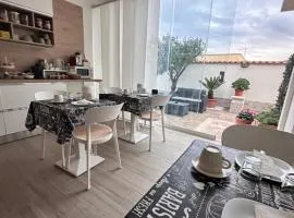 萨布丽娜机场酒店