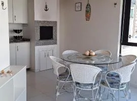 Apartamento na Praia Central, ideal para você e sua família