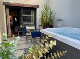 Yanna Lodge, gîte classé 4 étoiles avec Spa couvert entièrement