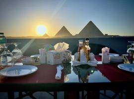 fabulous View pyramids inn，位于Giza的酒店