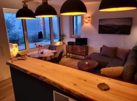 Modern-gemütliche FeWo mit Sauna，位于阿伦贝格的酒店