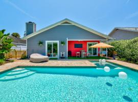 3 Bedroom Tropical Oasis in Jax Beach，位于杰克逊维尔海滩的酒店