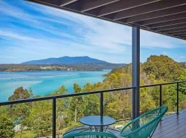 Hillcrest Views of Wagonga