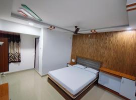 Hotel Avis，位于Rongat的酒店