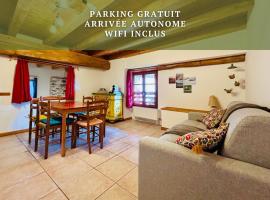 Au pied du château- Parking Wifi jardin - CLG Savoie，位于Fréterive的酒店