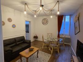 Gîte Le Chastellux，位于阿瓦隆的酒店