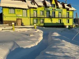 Готель Чертур