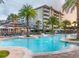 Hilton Grand Vacations Club Ocean Oak Resort Hilton Head，位于希尔顿黑德岛的酒店
